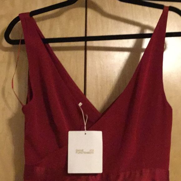 Diane von FurstenbergRed Asymmetric Side - Picture 8 of 10